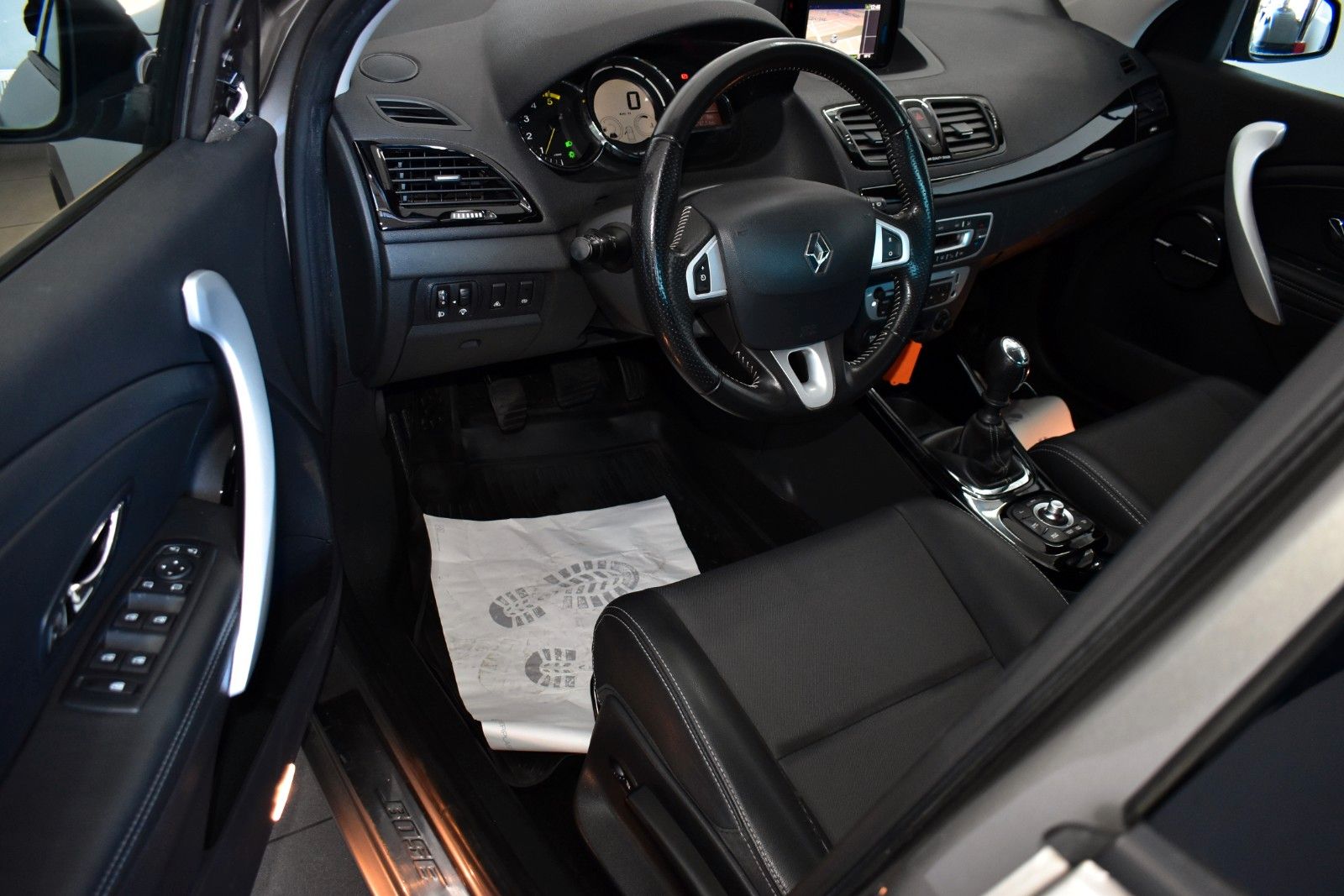 Fahrzeugabbildung Renault Megane III BOSE Edition,Teilleder,Kamera,Navi