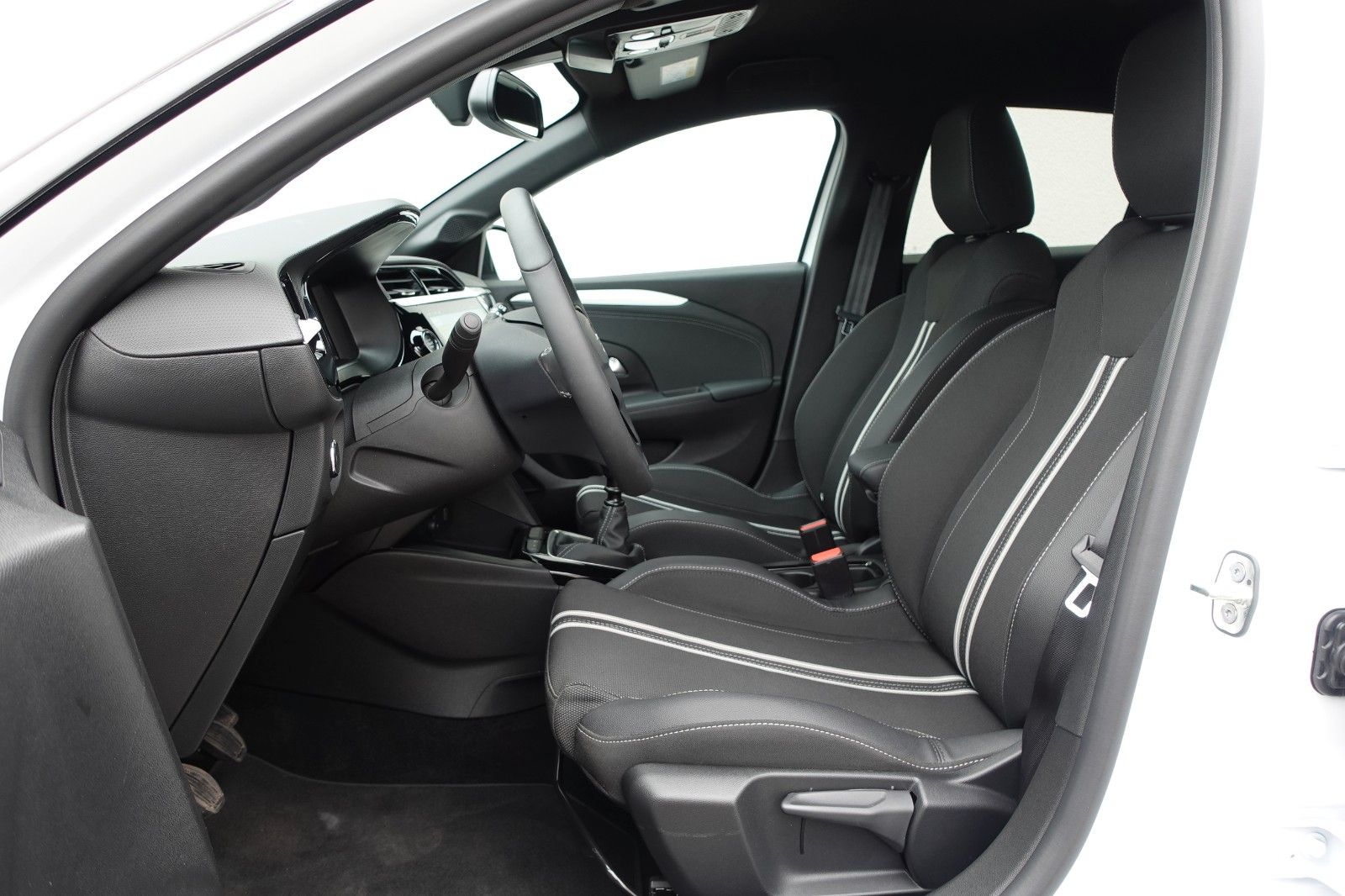 Fahrzeugabbildung Opel Corsa 1.2Turbo GS Allwetter,SHZ,Kamera,PDC,Navi