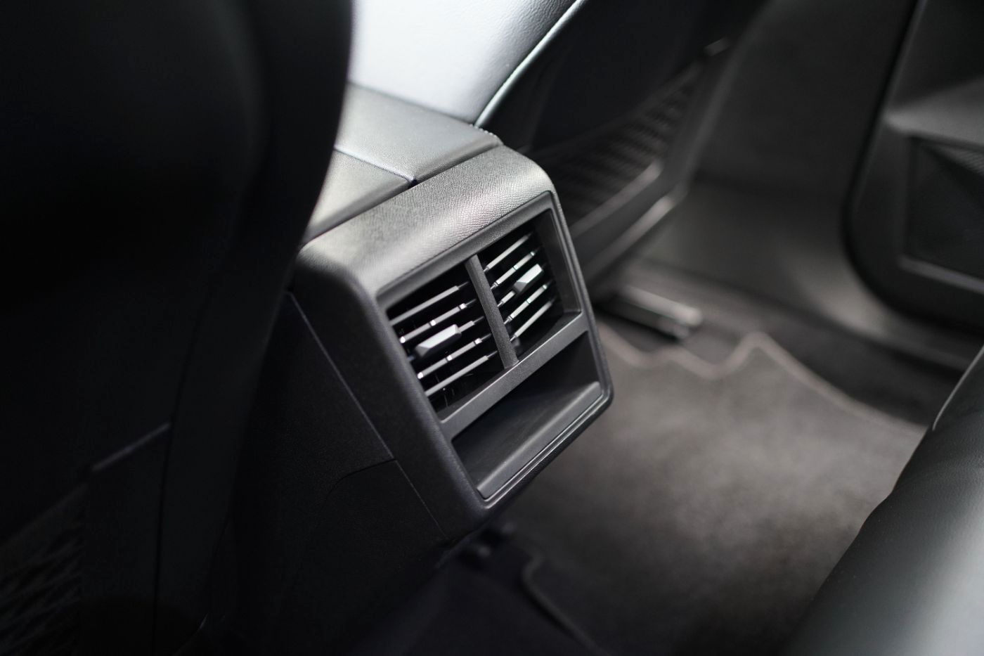 Fahrzeugabbildung DS Automobiles DS7 BlueHDi 130 EAT8 Performance Line+ Anhängerk