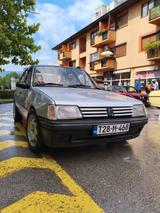 Peugeot 205 GR  - Peugeot 205: Limousine