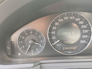 Mercedes E 350 - 8