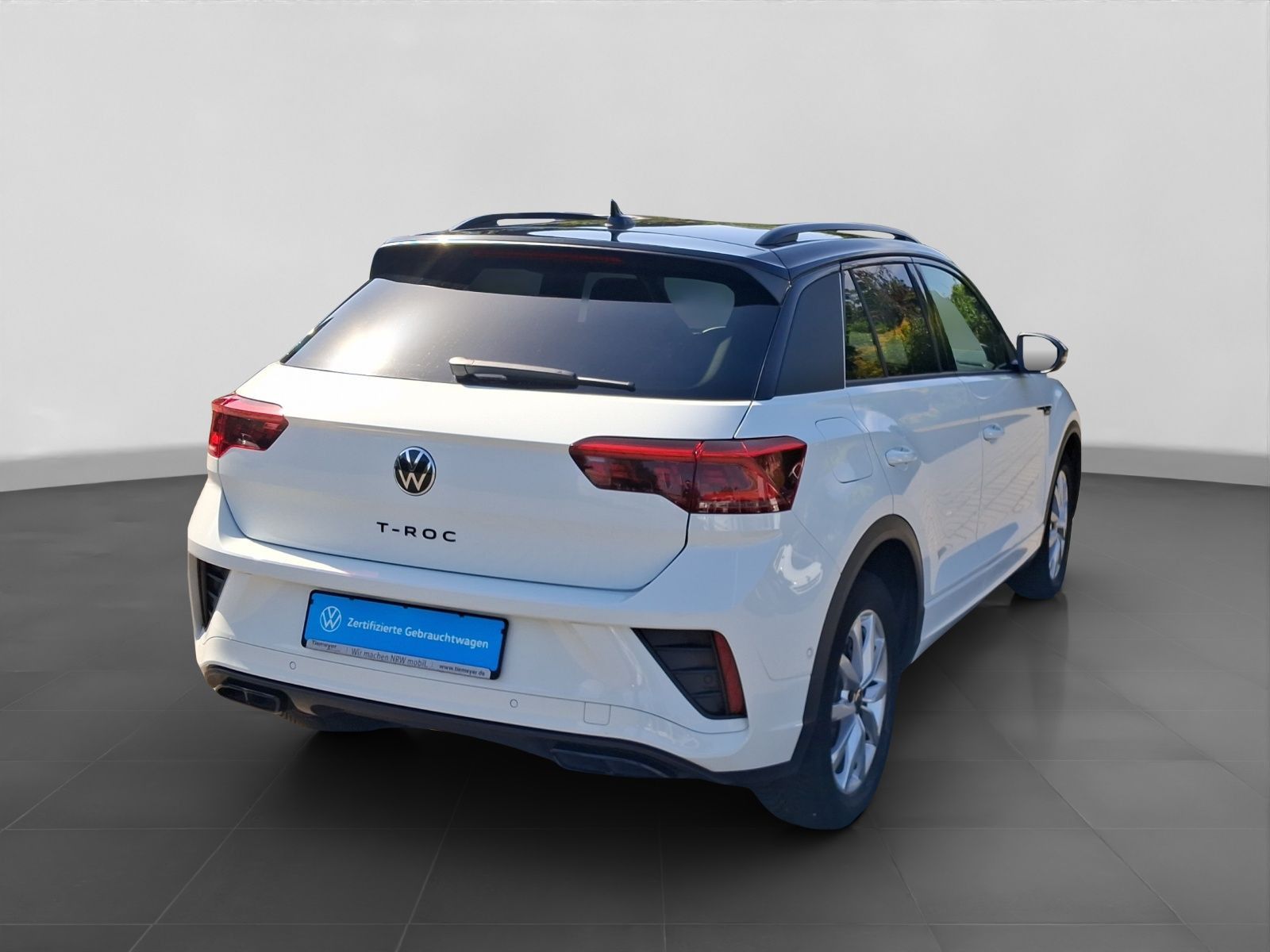 Volkswagen T-Roc 1.5 TSI DSG R-LINE BLACK-STYLE IQ.DRIVE KA foto 3