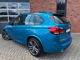 BMW X5 M HEAD-UP,SOFTCL,PANO,DAB,LED,SCHECKHEFTGEPFL - : Blau, Start/Stopp-Automatik