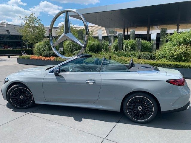 MERCEDES-BENZ CLE 300 4M AMG Premium Plus  AHK ,HUD, Burmester