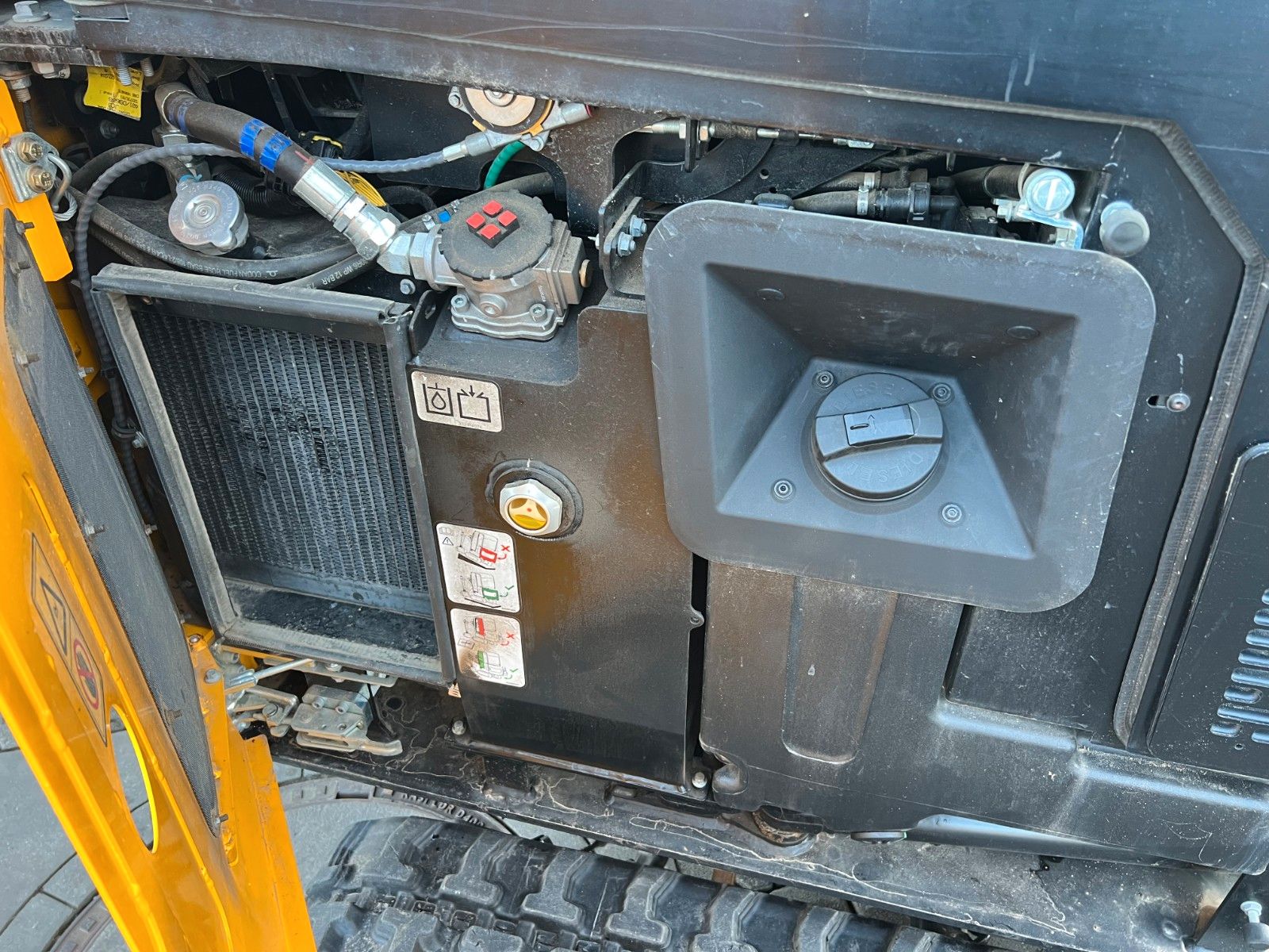 Fahrzeugabbildung JCB 19C-1 / nur 504h! / Powertilt / 2022