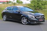 Mercedes-Benz CLA 220 SB *2x AMG-Paket/Leder/Xenon/Ambiente* - Mercedes-Benz CLA 220 Shooting Brake: Automatik