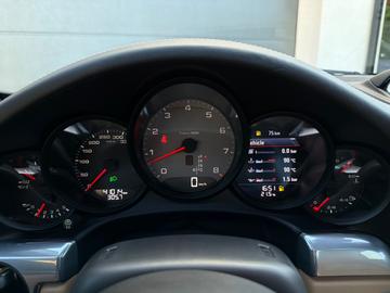 صورة 7 لـ 2017 Porsche 911 URMODELL
