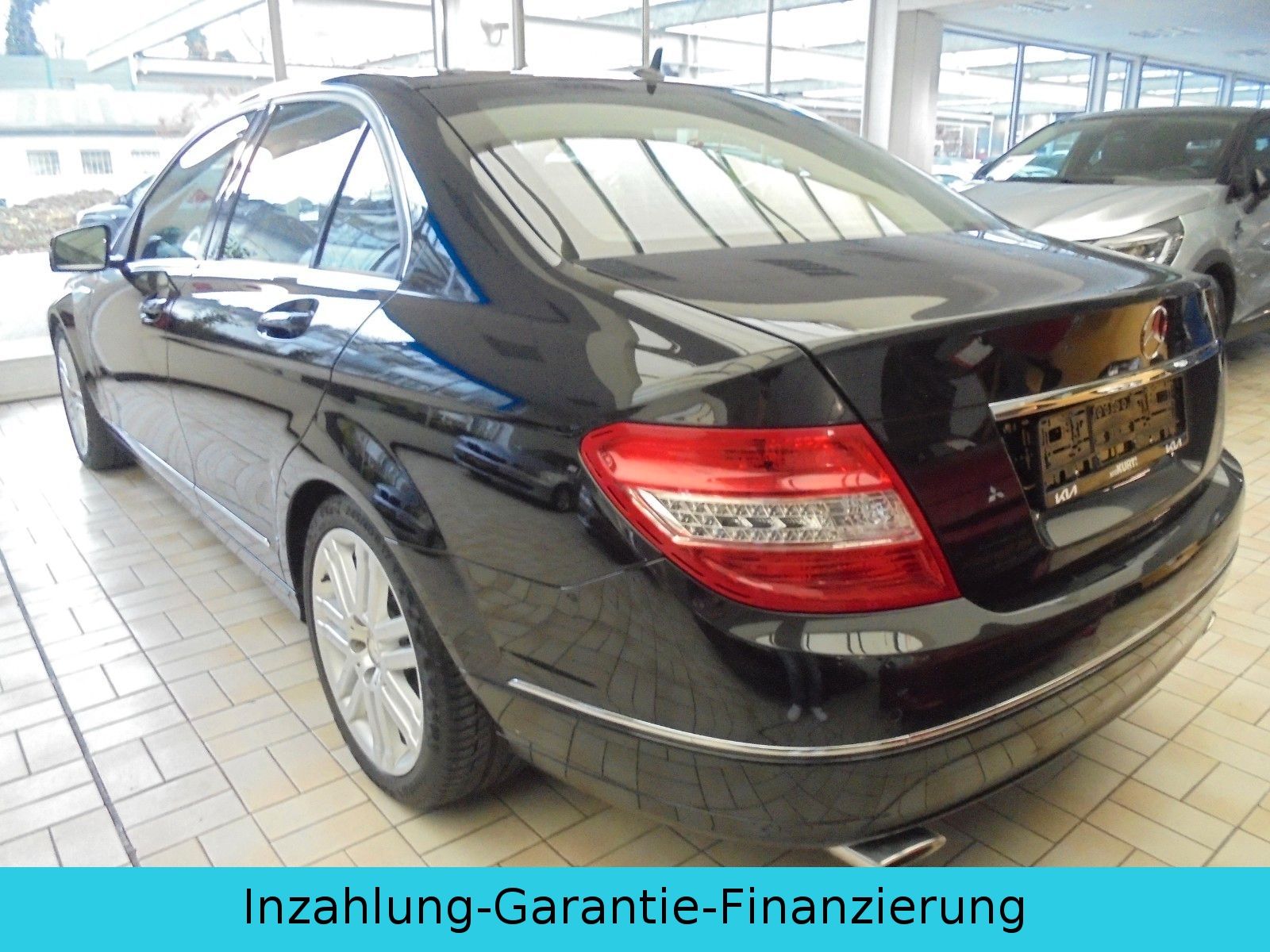 Fahrzeugabbildung Mercedes-Benz C 300 Avangarde/Automatik/Navi/Xenon/Service neu