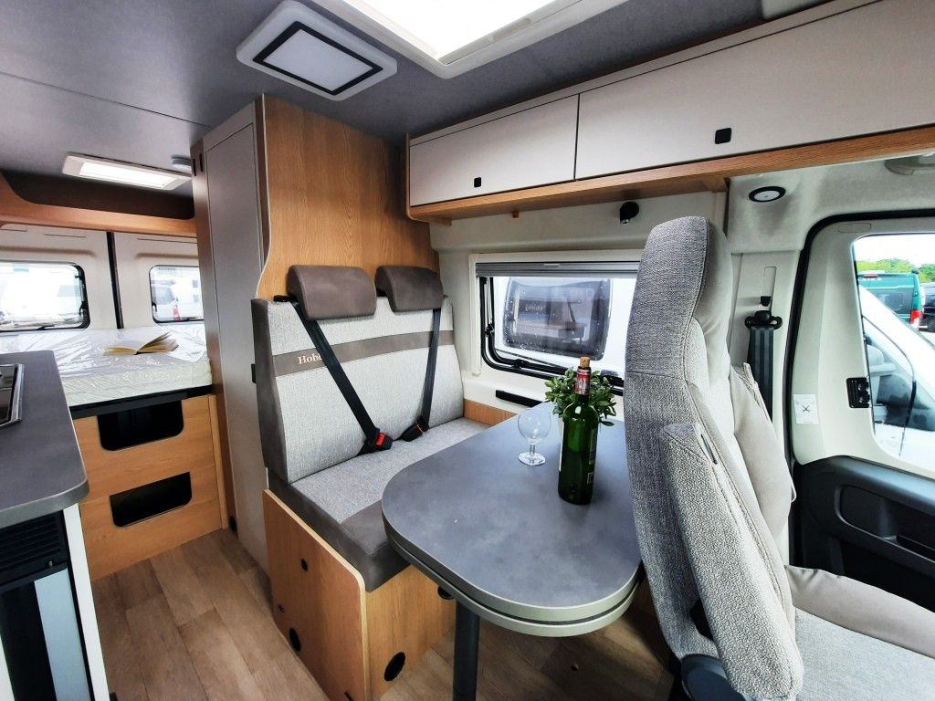 Fahrzeug Übersicht 7 Fahrzeugabbildung Hobby ONTOUR Van 600 FT Tageszulassung 11.045€ sparen