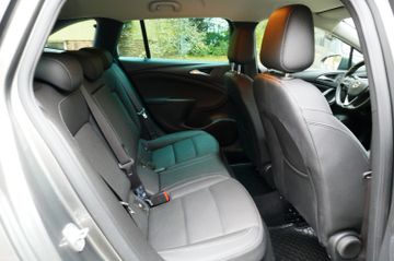 Fahrzeugabbildung Opel Astra K Sports Tourer Ultimate