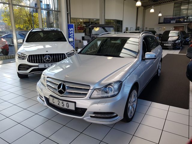 Mercedes-Benz C 250 AVANTGARDE XENON AUT PTS