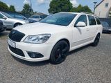 Skoda Octavia Combi RS DSG Navi Xenon Leder Amundsen+ - Skoda Octavia aus 2011: RS Combi
