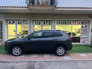 Jeep Cherokee - 5
