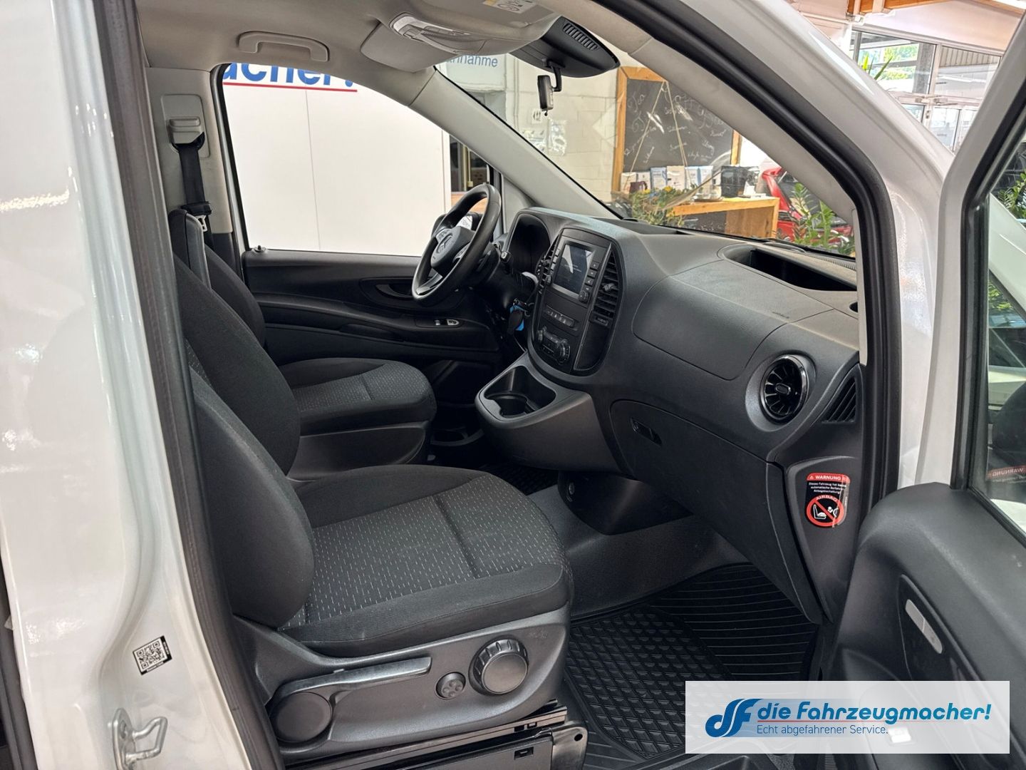 Fahrzeugabbildung Mercedes-Benz Vito Mixto  116  CDI 4x4 extralang EU6d-T