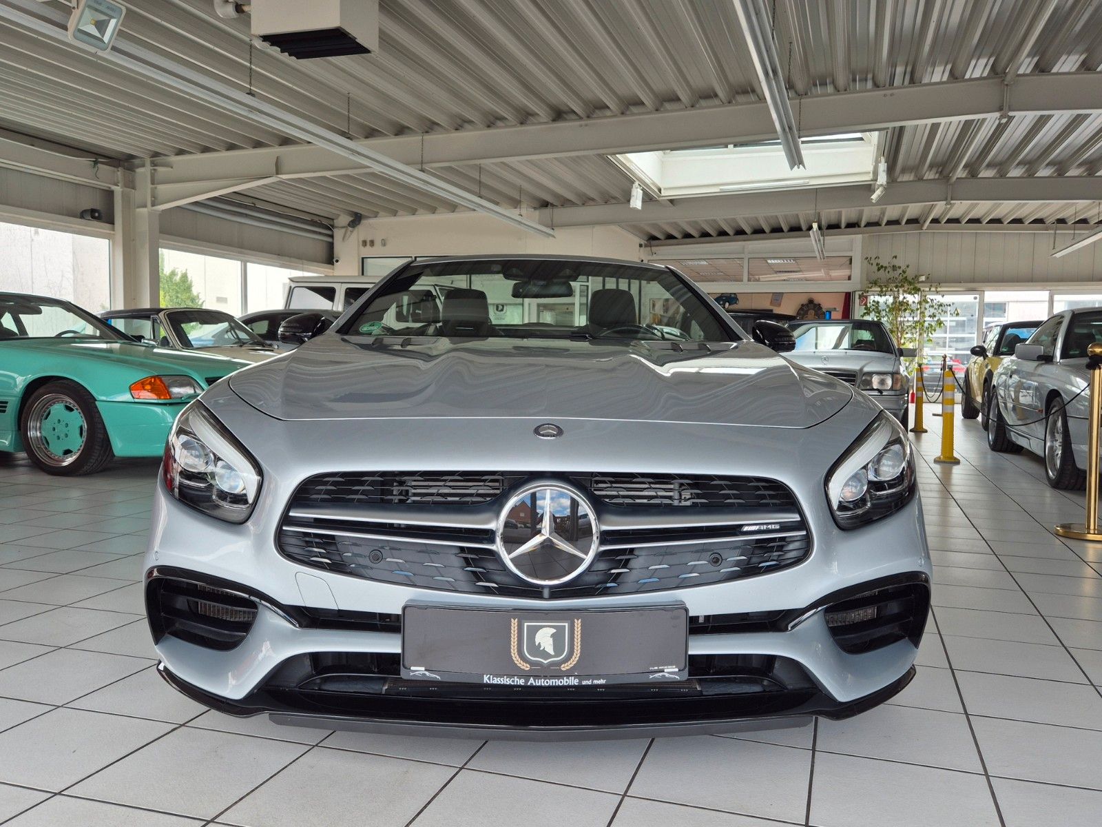 Fahrzeugabbildung Mercedes-Benz SL 63 AMG/Dt./AMG Driver/H&K/Pan./Massage/1A