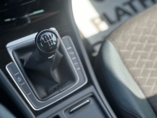 Volkswagen Golf  VII Lim. IQ.DRIVe Comfort-Line