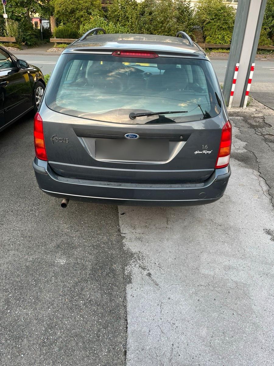Ford Focus 2005 — photo 9