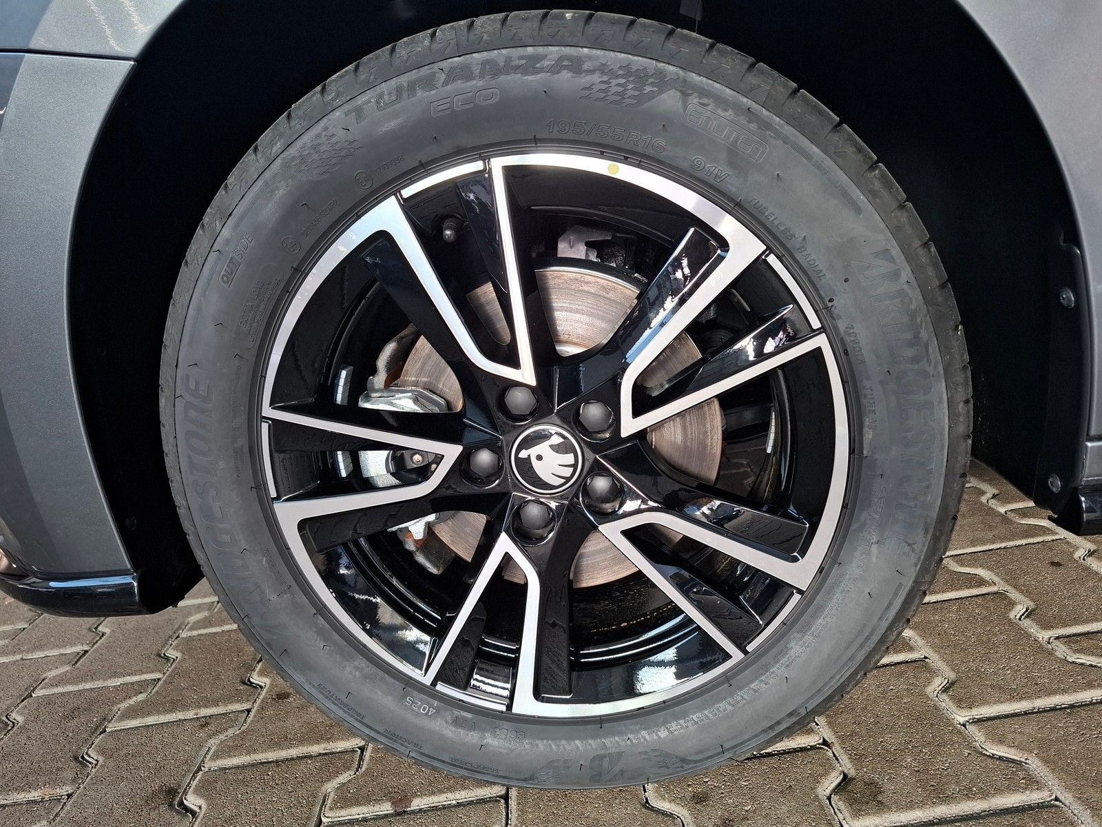 Fahrzeugabbildung SKODA Fabia Monte Carlo 1.0 TSI DSG +LED +Lane  Assist