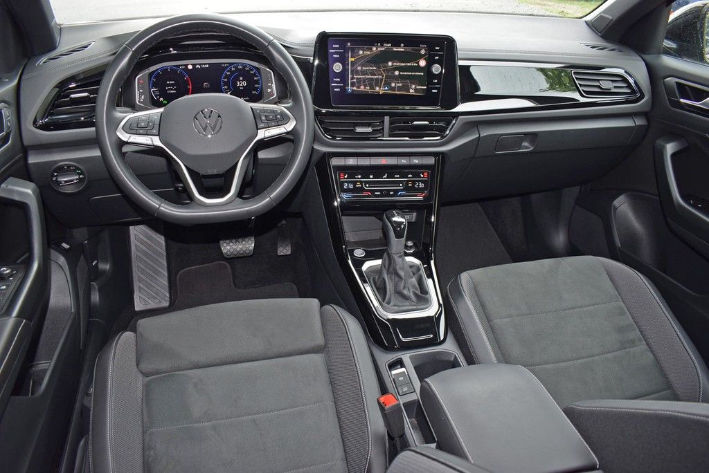 Volkswagen T-Roc 1.5 TSI DSG Style Matrix AHK RüKam foto 2