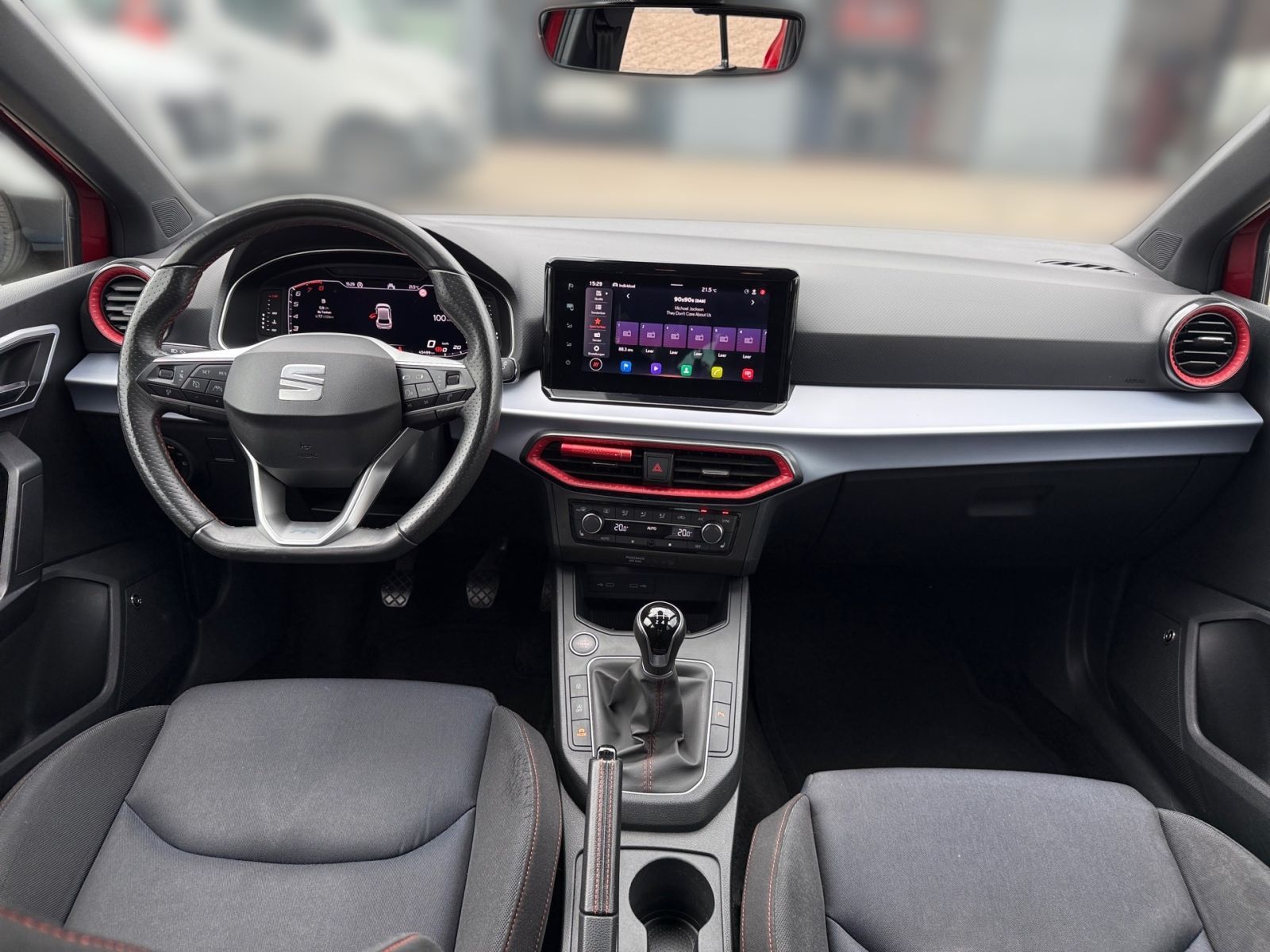 Fahrzeugabbildung SEAT Ibiza 1.0 TSI FR *GJR*BEATS*NAVI*KAMERA*