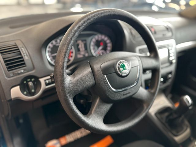 MYAUTOCENTER – Gebraucht- und Jahreswagen mit Werkstattservice in Pfaffenhofen Skoda Octavia Combi GreenLine *TÜV0328*Klima*PDC*