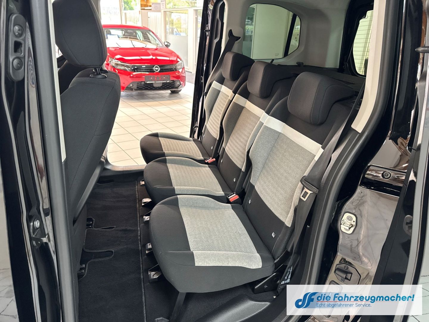 Fahrzeugabbildung Citroën Berlingo Max M Navi Digitales Cockpit Soundsyste