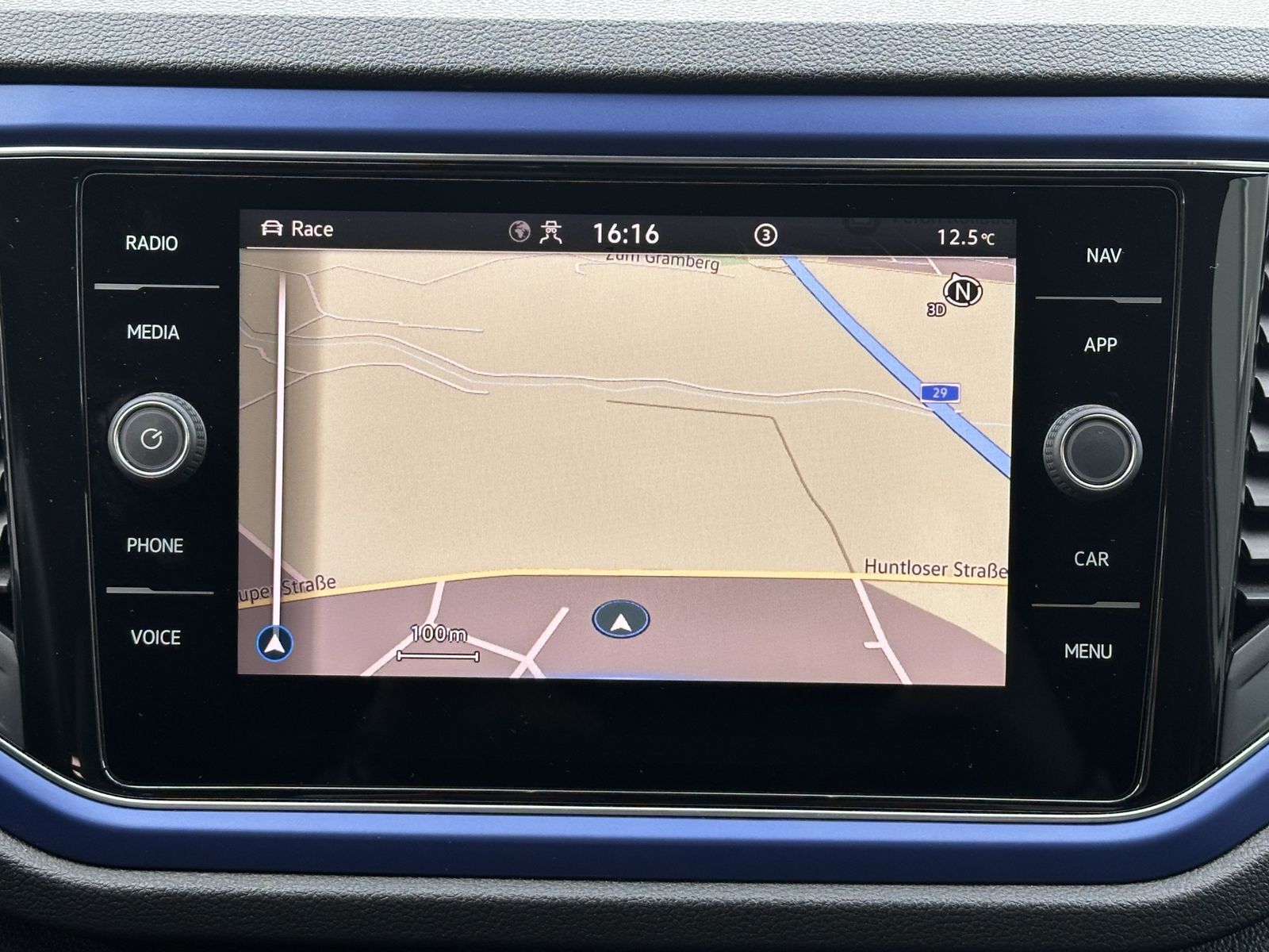 Fahrzeugabbildung Volkswagen T-Roc R 4Motion NAV+LED+KAMERA+AHK+SPORTABGAS+VC