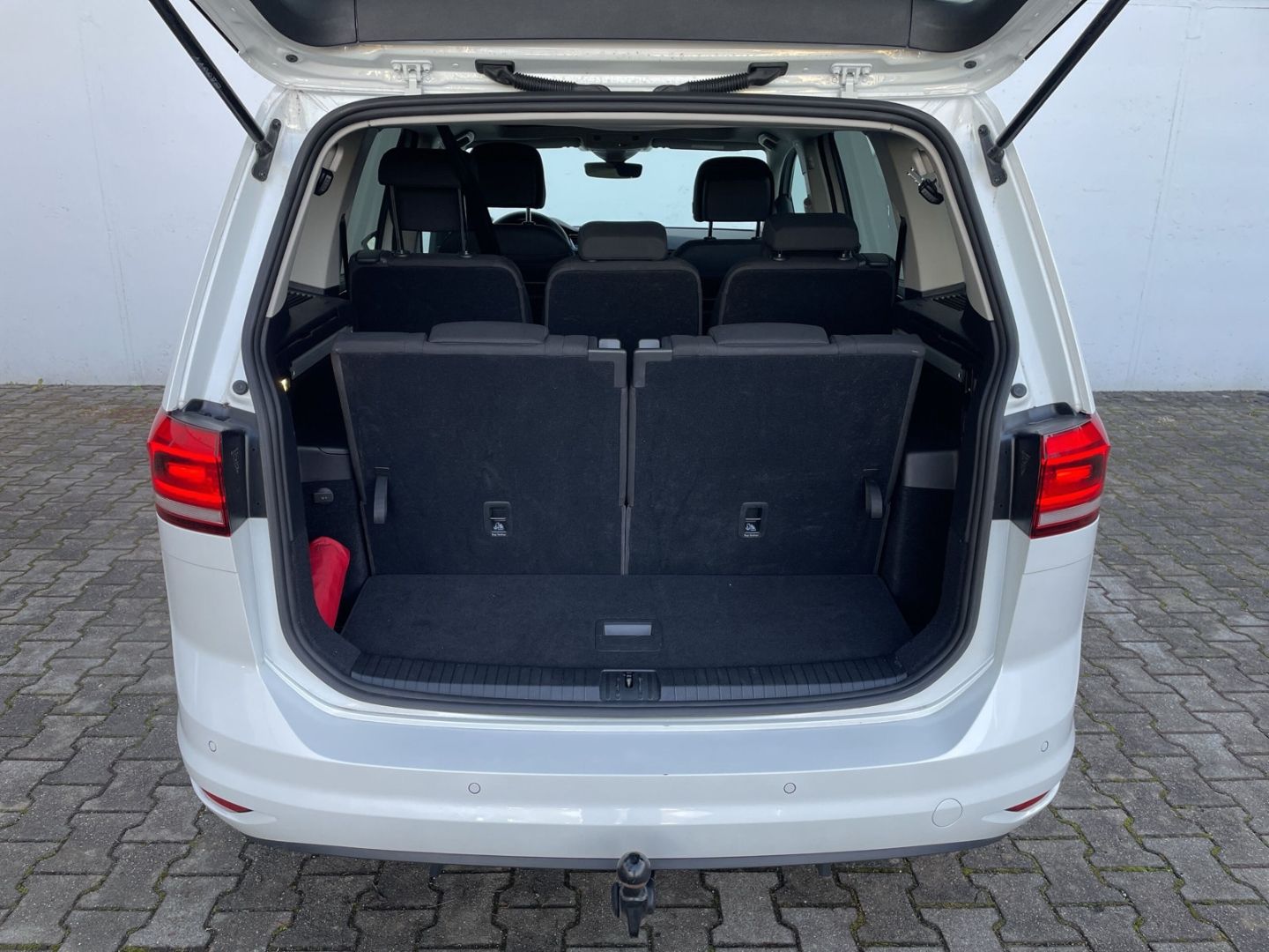 Touran 1.5 TSI DSG Highline Pano/AHK/Standhz/CAM