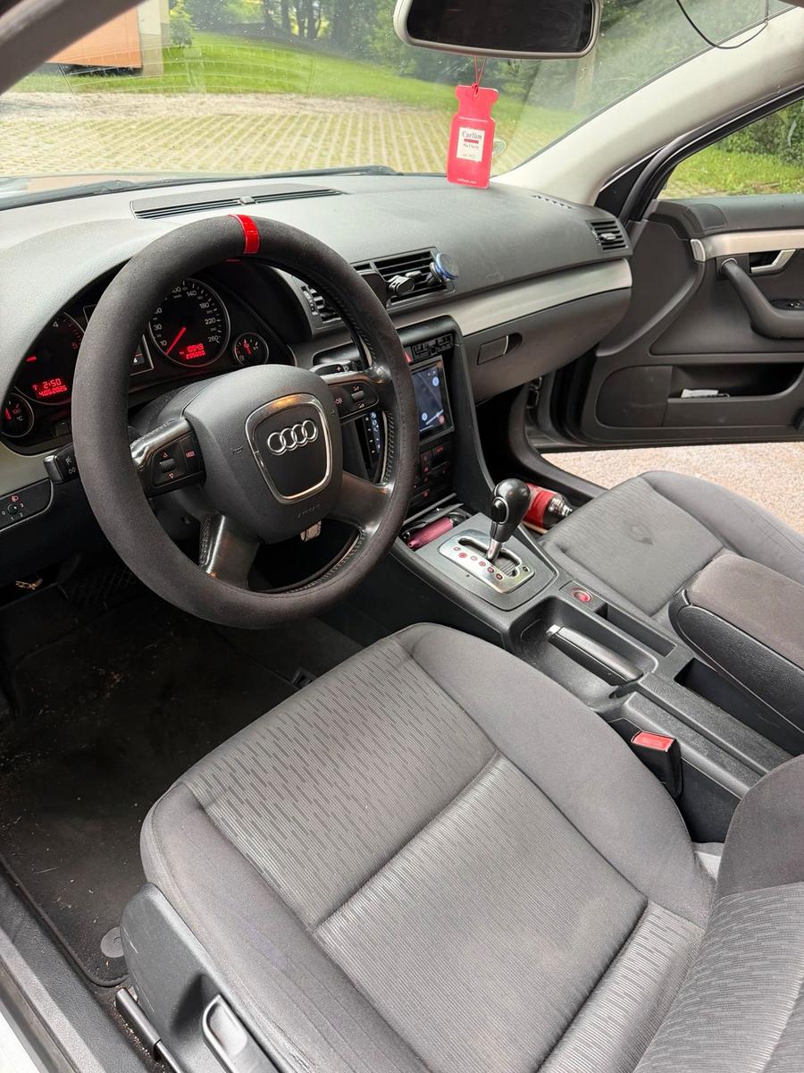 Audi A4 2006 — photo 7