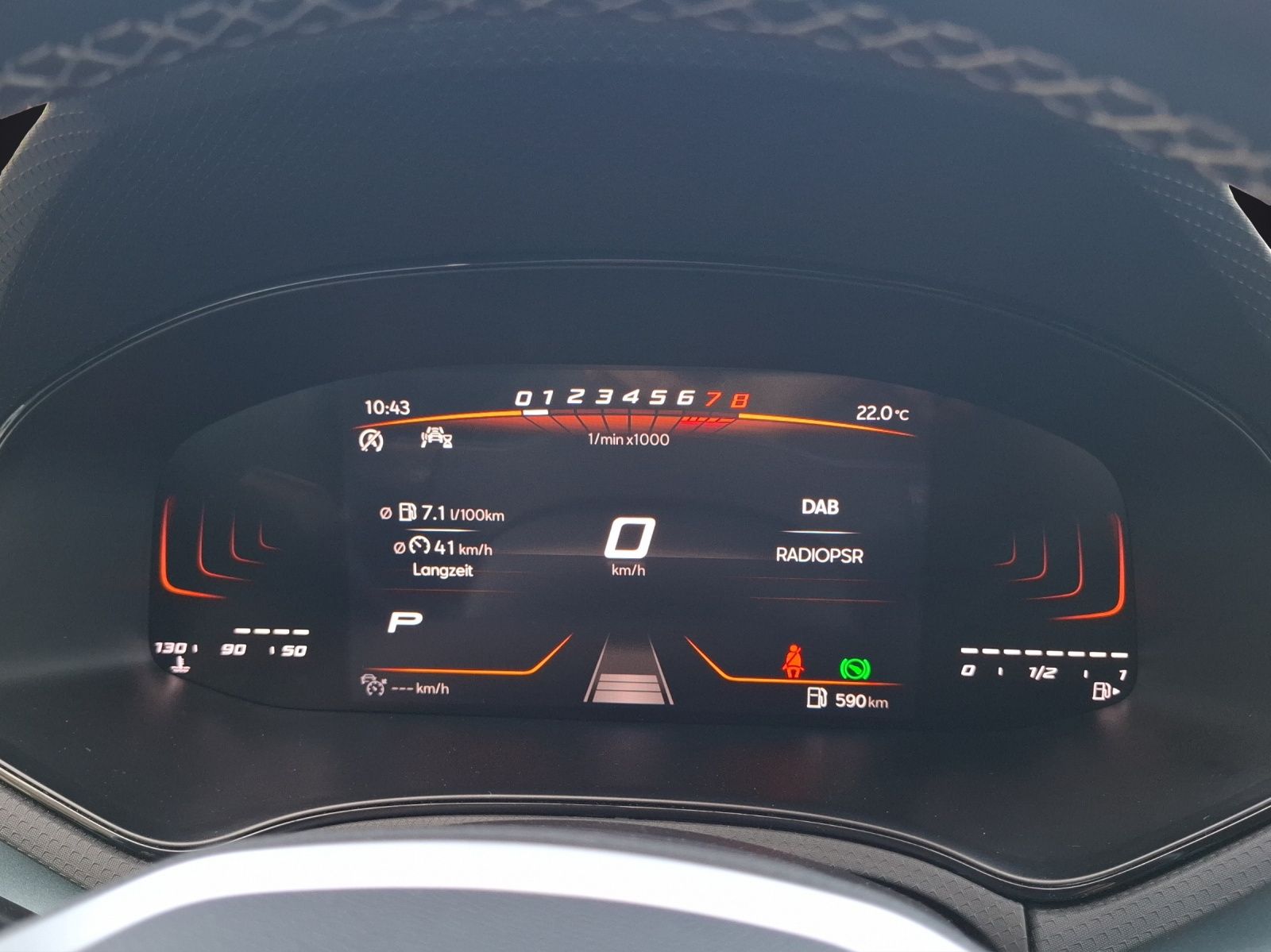 Fahrzeugabbildung SEAT Arona TSI Xperience DSG LED CarPlay VC ACC RFK S