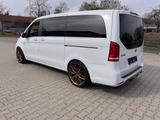 Mercedes-Benz V 250CDI/AMG AVANTG./EDITION lang 20Zoll 7.Sitze - : Automatik