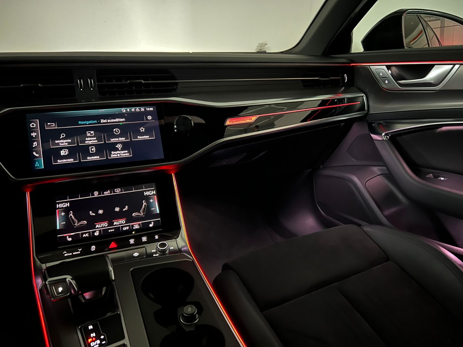 Fahrzeugabbildung Audi A6 Avant 50 TDI Quattro S-LINE SPORT/PANO/AHK/AC