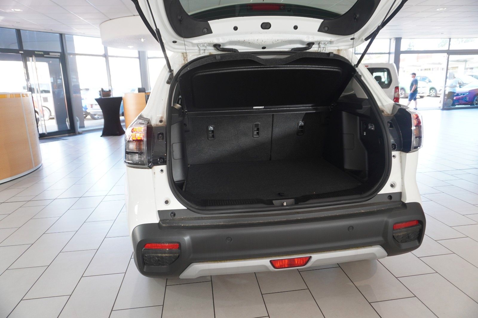 Fahrzeugabbildung Suzuki (SX4) S-Cross 1.4 COMFORT NAVI/LED/KAMERA/SH/DAB