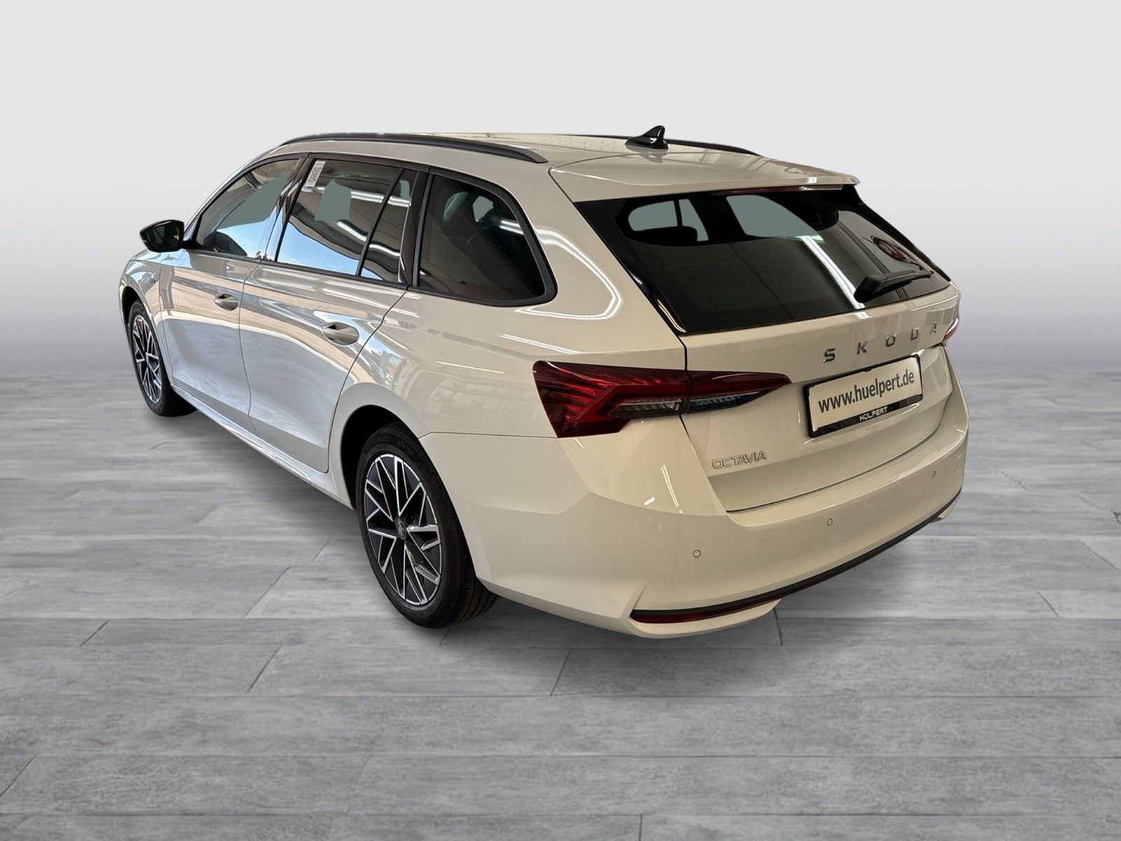 Skoda Octavia Combi 2.0 TOUR CANTON 360°CAM ACC MATRIX imagem 3