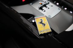 FERRARI Purosangue | Panorama | Carbon | ON STOCK FERRARI Purosangue | Panorama | Carbon | ON STOCK