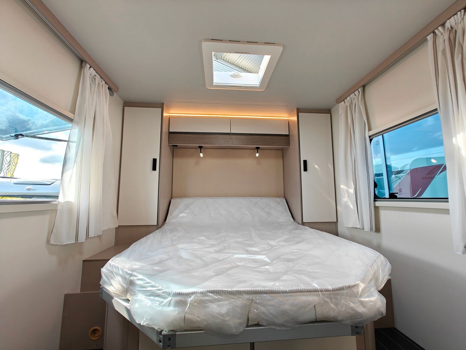 Fahrzeugabbildung XGO Dynamic 66P Hubbett 2025 LAGERWAGEN SPRING SALE