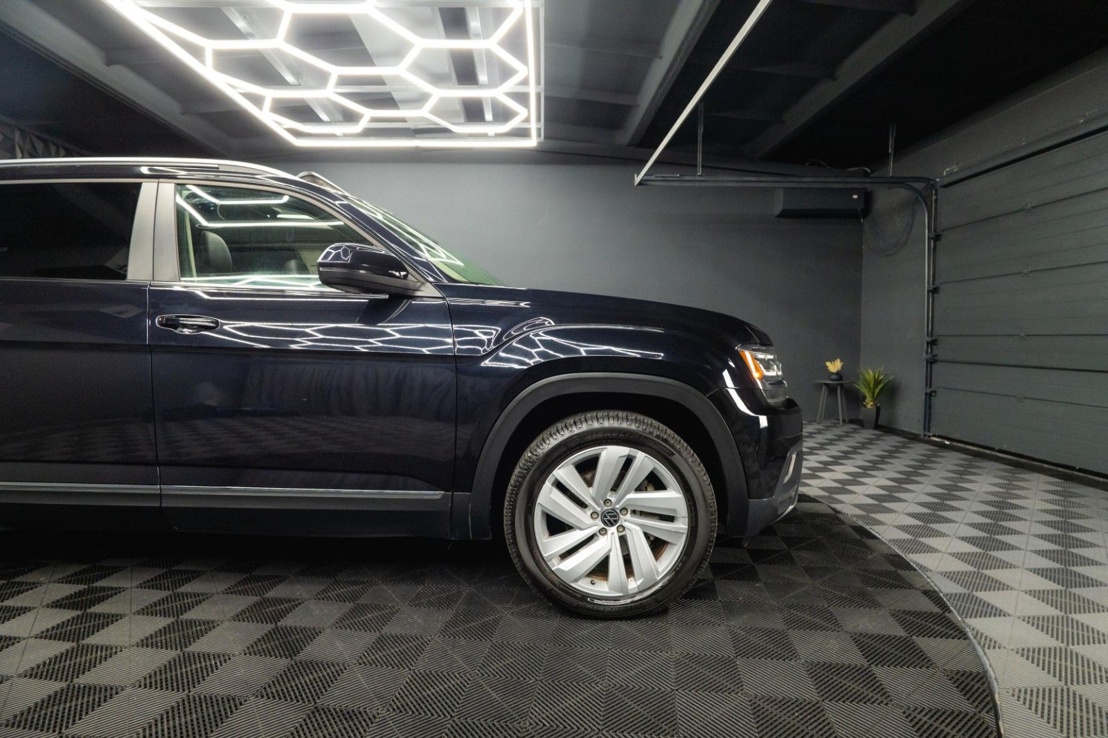 Fahrzeugabbildung Volkswagen ATLAS 3.6 4x4 SEL PREMIUM *7 Sitze*Pano*ACC*LED*