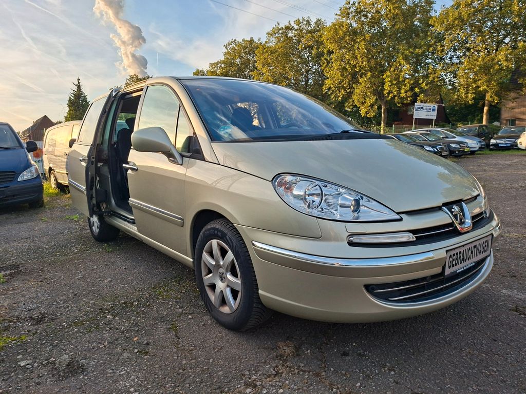 Peugeot 807