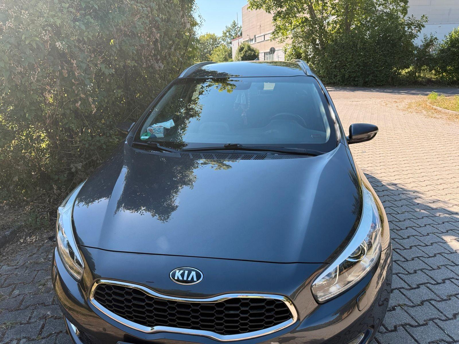 Kia Andere