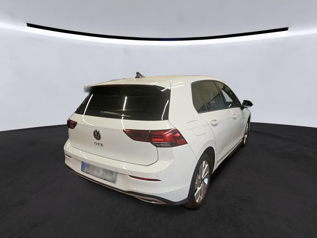 Volkswagen Golf VIII Lim. GTE 1.4eHybrid/AHK/CAM/ACC/SHZ imagem 3