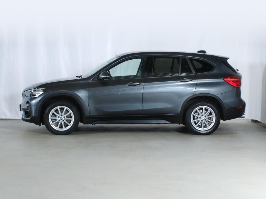 BMW X1 sDrive 20 i Advantage Navi DAB SHZ PDC Kamera