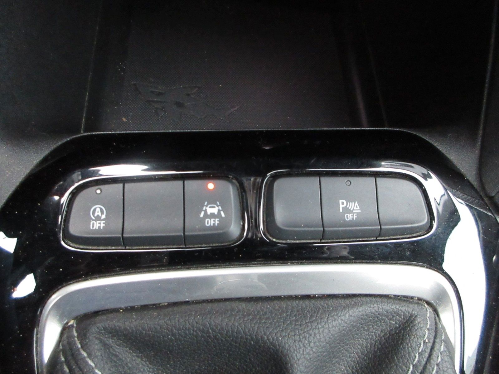 Fahrzeugabbildung Opel Corsa F Edition 1.2 NAVI/PDC/R´CAM/DAB/TEMPOMAT
