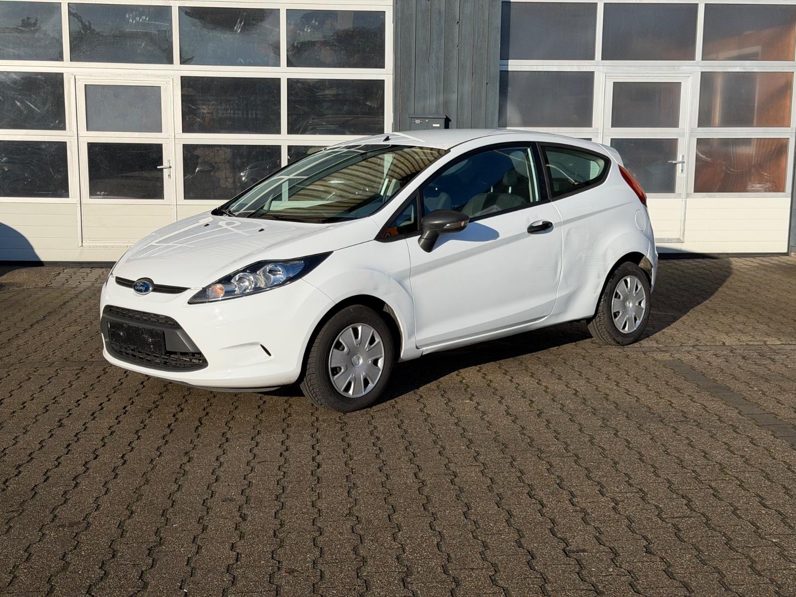 Ford Fiesta Ambiente/56176 km/1-Hand
