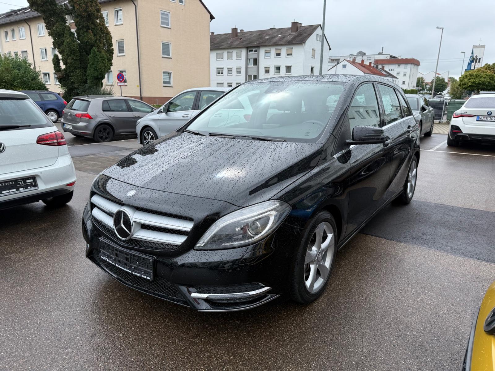 Mercedes-Benz B 200