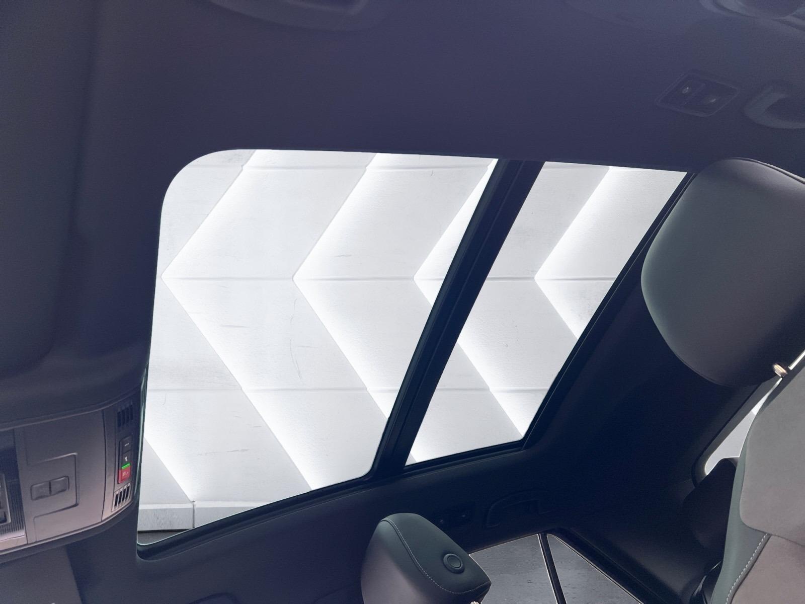 Volkswagen T-Roc 1.5 TSI R-LINE DSG*MATRIX-LED*PAN*AHK*19'', миниатюра 6