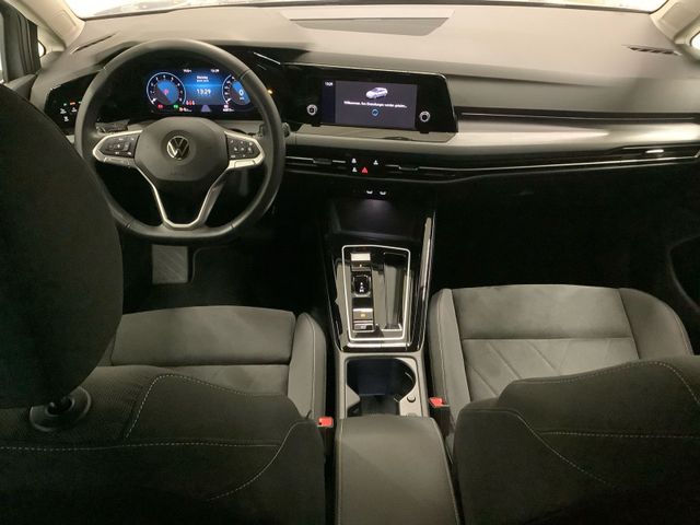 Golf Variant Style 1,5 l eTSI 96 kW DSG  Standhe