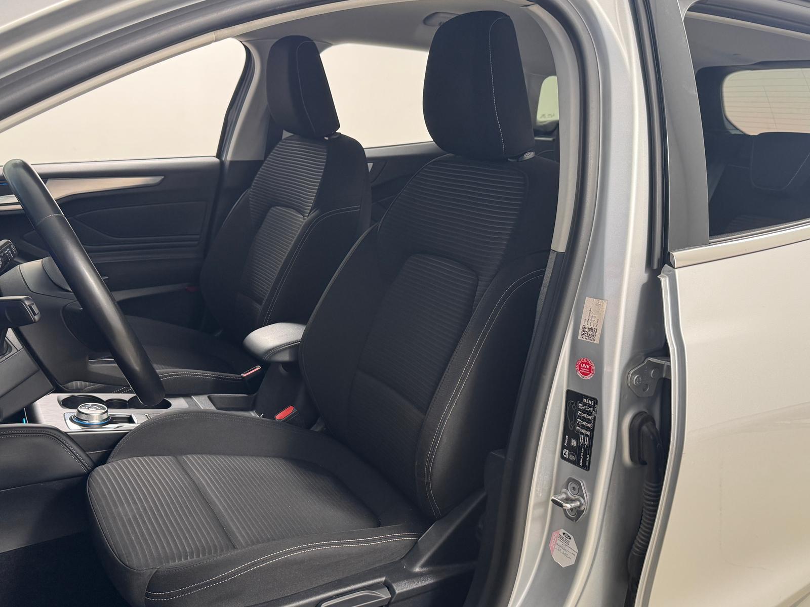 Ford Focus Titanium X LED Navi Kamera Spur, миниатюра 9