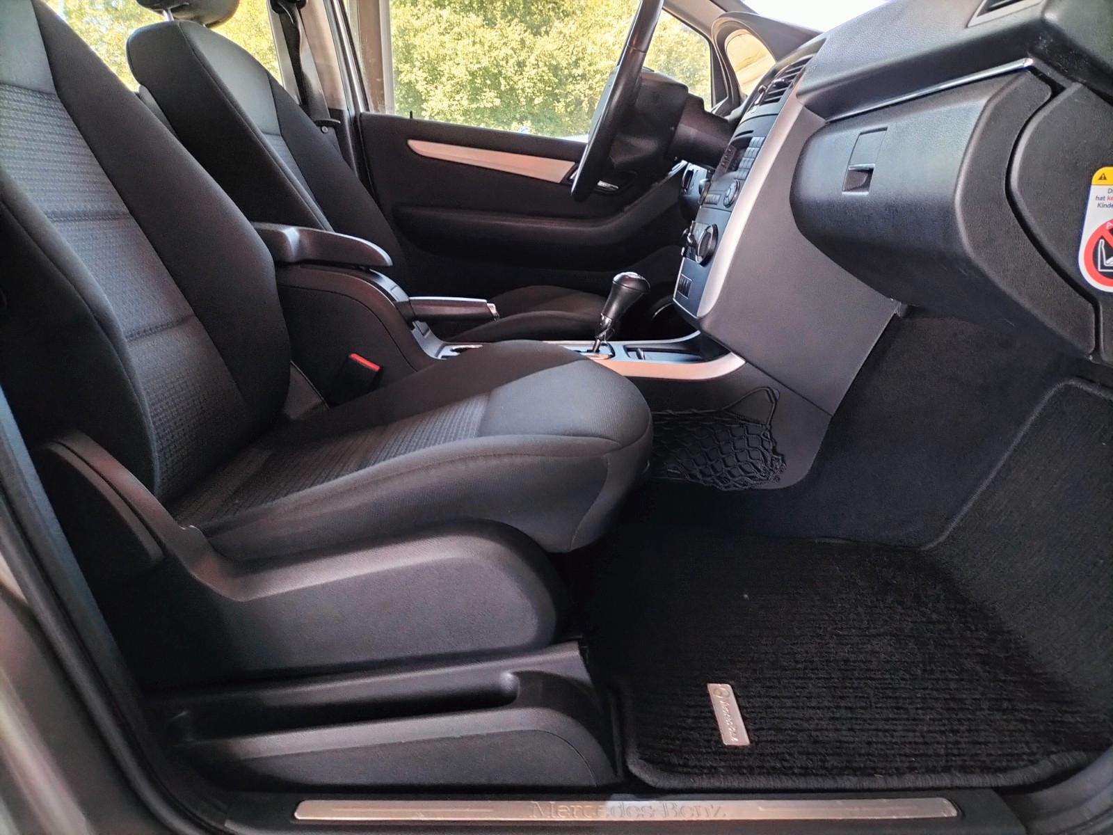 Mercedes-Benz B180 2006 — photo 9