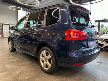 MYAUTOCENTER – Gebraucht- und Jahreswagen mit Werkstattservice in Pfaffenhofen Volkswagen Touran Comfortline *7-SITZER*2-ZONEN*TEMPO*