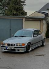 BMW 323i E36 Coupé - BMW 323: Coupe, 323i